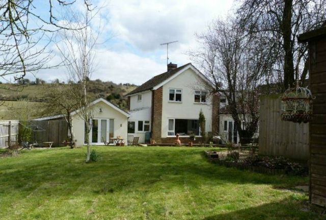  Image of 5 Bedroom Detached for sale at Townsend  Pitton, SP5 1DH