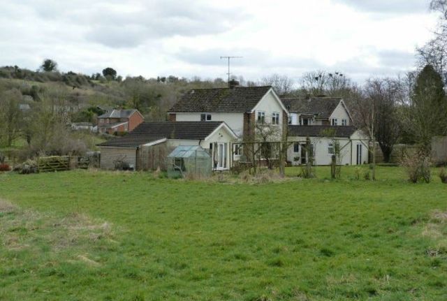  Image of 5 Bedroom Detached for sale at Townsend  Pitton, SP5 1DH