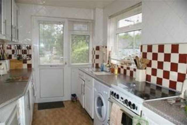  Image of 3 Bedroom Detached to rent at Plymouth, PL9 8UU