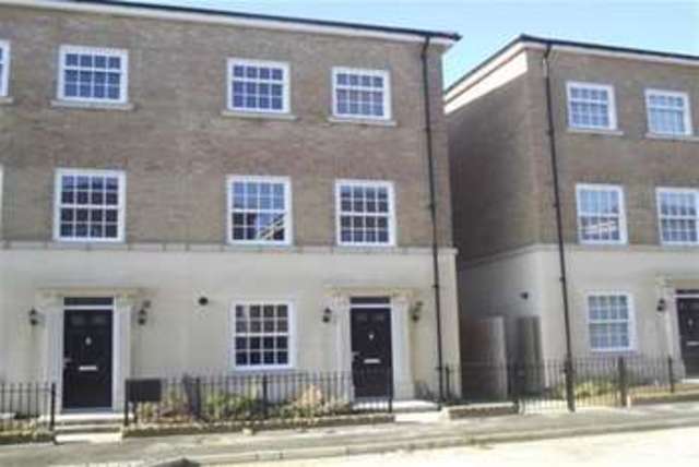  Image of 4 Bedroom Detached to rent at Corby, NN17 5EE