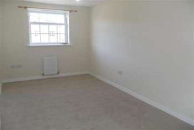  Image of 4 Bedroom Detached to rent at Corby, NN17 5EE