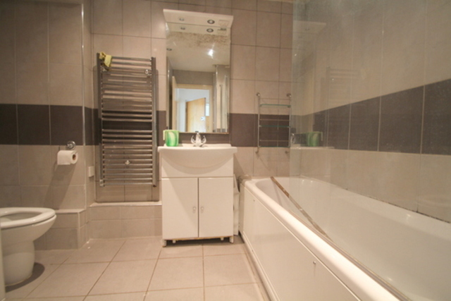  Image of 1 Bedroom Apartment to rent at Regents Square  London, E3 3HQ