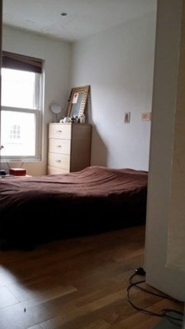  Image of 1 Bedroom Terraced to rent at ROMAN ROAD  BOW, E3 5QS