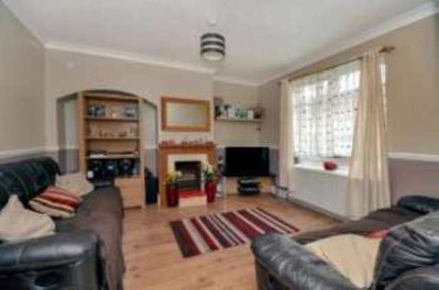  Image of 3 Bedroom Detached for sale at Bromley  Bromley, BR1 5LE