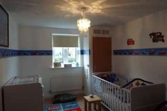  Image of 2 Bedroom Flat to rent at Southampton, SO18 1EQ