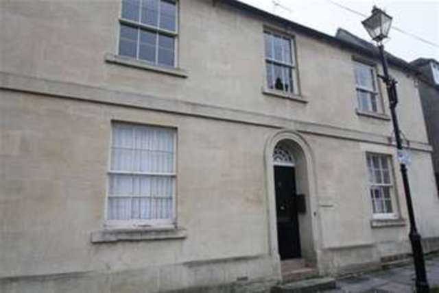  Image of 1 Bedroom Flat to rent at Chippenham, SN15 3JJ