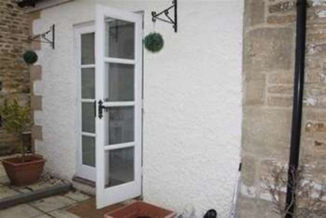  Image of 1 Bedroom Flat to rent at Chippenham, SN15 3JJ
