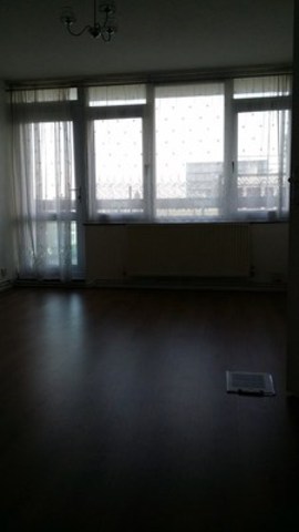  Image of 1 Bedroom Flat to rent at TALBOT HOUSE ESTATE ROAD POPLAR, E14 6EB