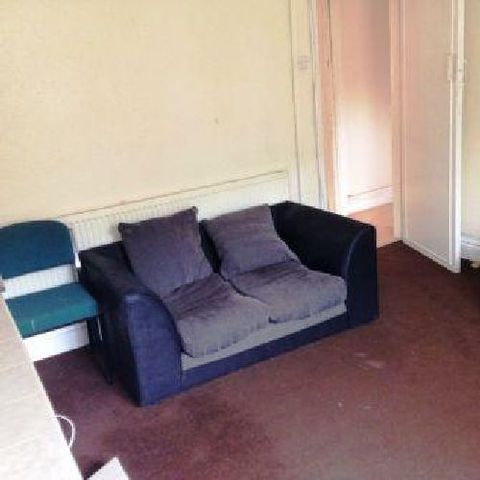  Image of 4 Bedroom House Share to rent at Selly Oak West Midlands Selly Oak, B29 7AX