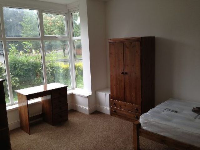  Image of 4 Bedroom House Share to rent at Selly Oak West Midlands Selly Oak, B29 7AX