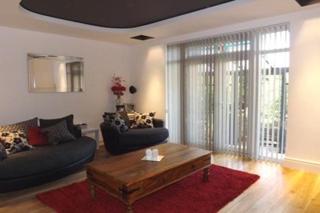  Image of 4 Bedroom Semi-Detached to rent at The Charter Road  Woodford Green, IG8 9RE