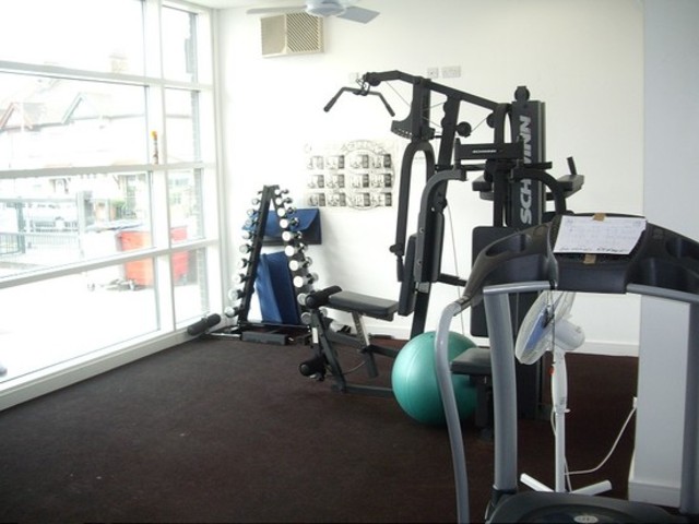  Image of 1 Bedroom Flat to rent at The Pinnacle 156 - 162 High Road Chadwell Heath, RM6 6PN