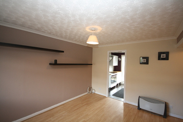  Image of 2 Bedroom Flat to rent at Ballumbie Dundee Dundee, DD4 0TQ