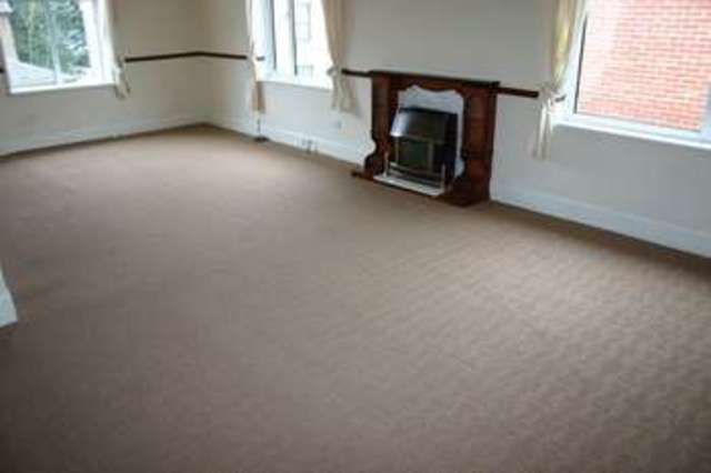  Image of 4 Bedroom Flat to rent at Victoria Road Netley Abbey Southampton, SO31 5DG