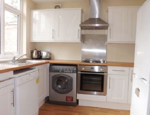 Image of 4 Bedroom House Share to rent at Selly Oak West Midlands Selly Oak, B29 7QU