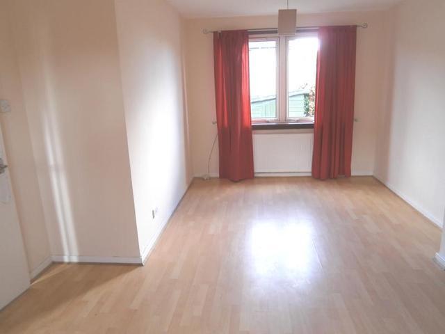  Image of 2 Bedroom Flat to rent at Mayfield Mi MidLothian MidLothian, EH22 5SJ