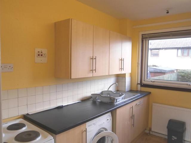  Image of 2 Bedroom Flat to rent at Mayfield Mi MidLothian MidLothian, EH22 5SJ
