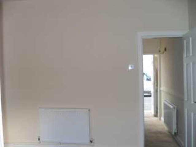  Image of 2 Bedroom Terraced to rent at Percy Street  Middlesbrough, TS1 4DD