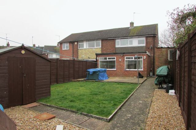  Image of 3 Bedroom Semi-Detached for sale at Western Way  Basingstoke, RG22 6EX