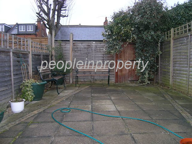  Image of 2 Bedroom Terraced to rent at Wimbledon, SW19 7QG