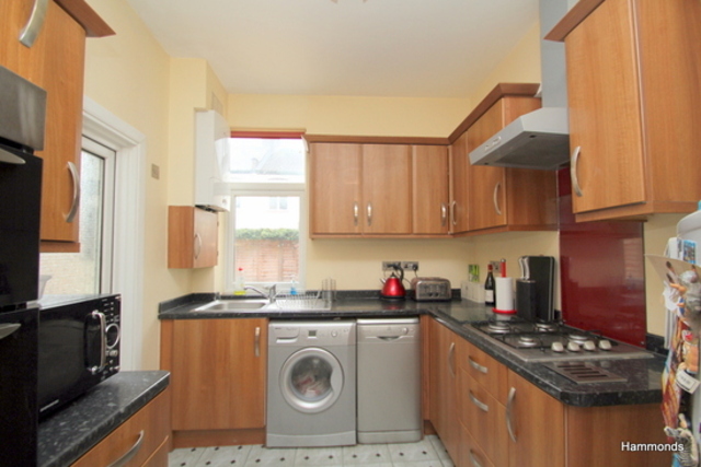  Image of 3 Bedroom Detached to rent at Wrexham Road  London, E3 2TJ