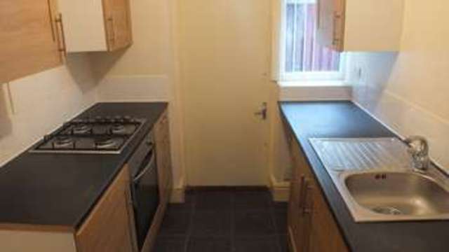  Image of 3 Bedroom Terraced to rent at Andrew Street  Liverpool, L4 4DT