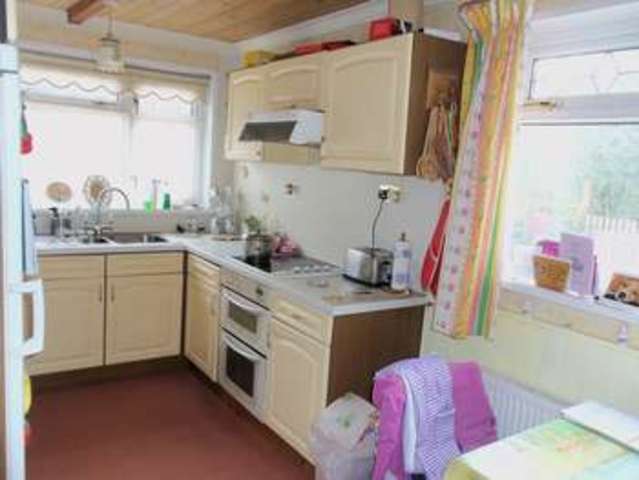  Image of 3 Bedroom Property for sale at Pontyberem Llanelli, SA15 5EY