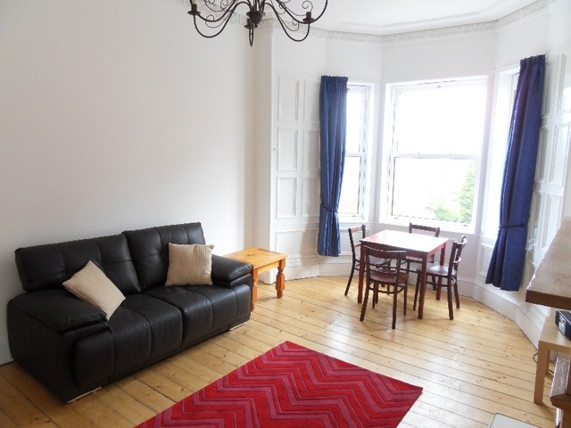  Image of 2 Bedroom Flat to rent at Morningside Edinburgh Edinburgh, EH10 5HZ