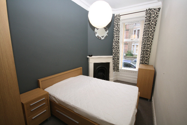  Image of 2 Bedroom Flat to rent at West End Dundee Dundee, DD1 4NG