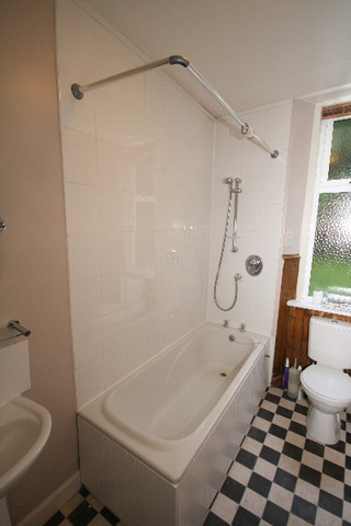  Image of 2 Bedroom Flat to rent at West End Dundee Dundee, DD1 4NG