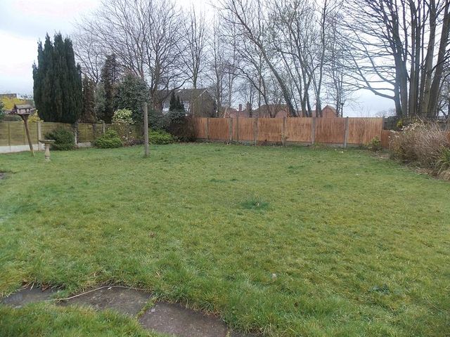 Image of 3 Bedroom Terraced to rent at Brereton Road  Willenhall, WV12 5LA