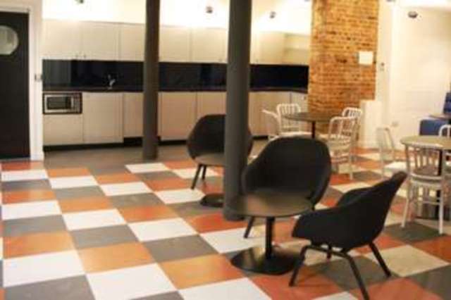  Image of Detached to rent at Liverpool Street E1 London, E1 7NJ
