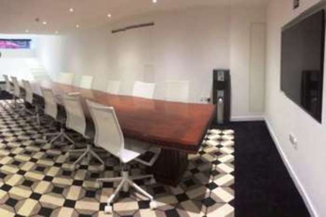  Image of Detached to rent at Liverpool Street E1 London, E1 7NJ