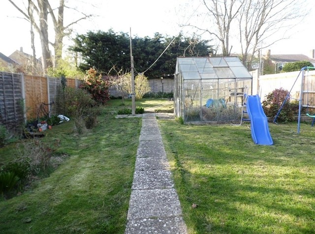  Image of 3 Bedroom End of Terrace for sale at Bursledon Place Purbrook Waterlooville, PO7 5NL