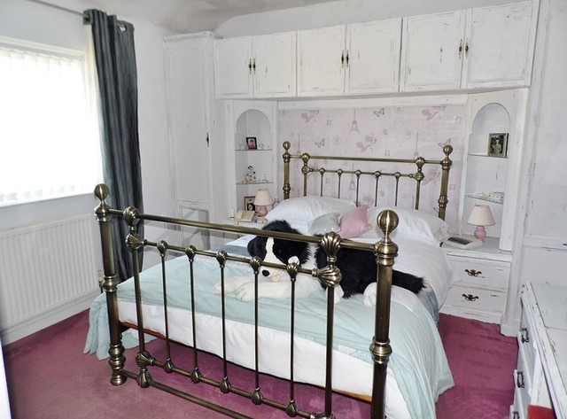  Image of 3 Bedroom End of Terrace for sale at Bursledon Place Purbrook Waterlooville, PO7 5NL