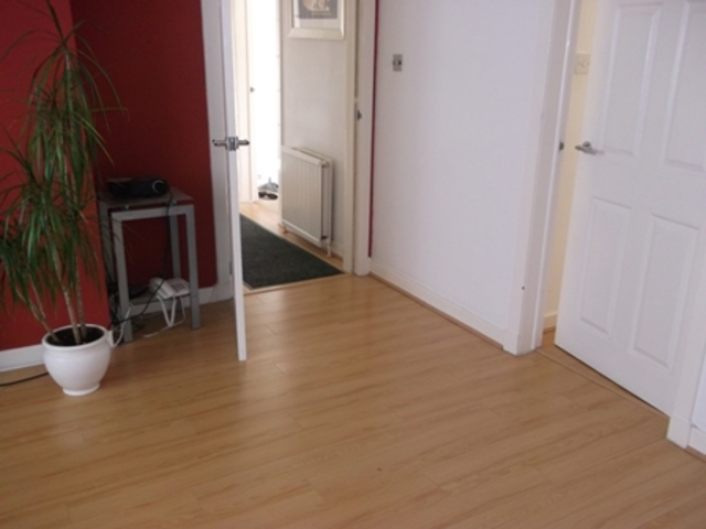  Image of 2 Bedroom Flat to rent at Kilbirnie North Ayrshire North Ayrshire, KA25 6LJ