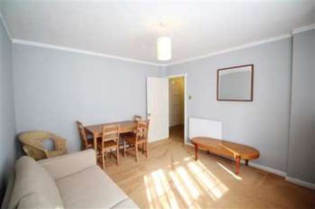  Image of 2 Bedroom Property to rent at Brixton, SW2 1LT