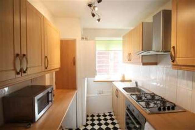  Image of 2 Bedroom Property to rent at Brixton, SW2 1LT