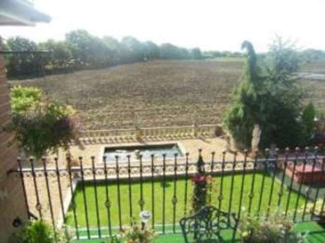  Image of 3 Bedroom Detached for sale at Hollins Green Warrington Culcheth, WA3 6LE