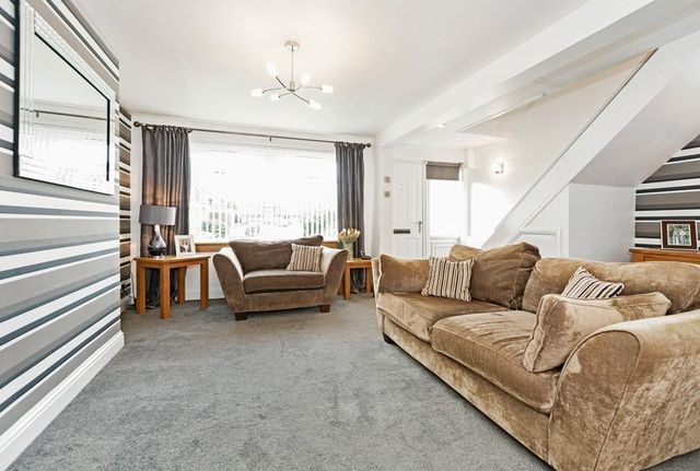  Image of 2 Bedroom Semi-Detached for sale at Ellaleen Grove Crossford Dunfermline, KY12 8QQ