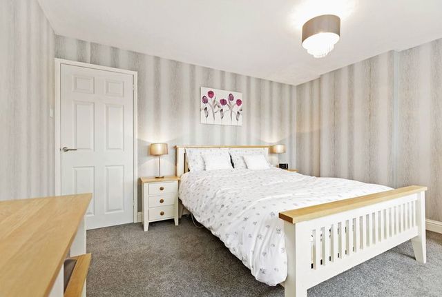  Image of 2 Bedroom Semi-Detached for sale at Ellaleen Grove Crossford Dunfermline, KY12 8QQ