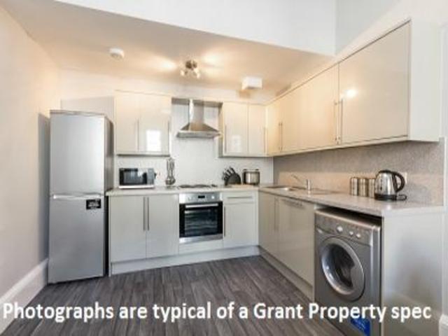  Image of 3 Bedroom Flat to rent at Fletcher Road  Nottingham, NG9 2EL