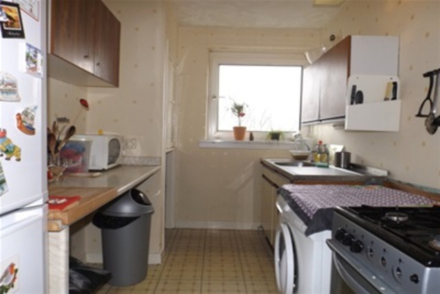 Image of 2 Bedroom Flat to rent at Ruchazie Glasgow Glasgow, G33 3TH