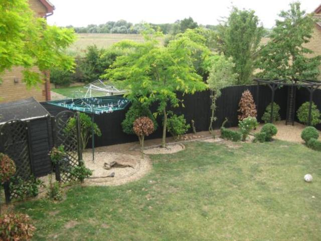  Image of 4 Bedroom Detached to rent at Great Denham Bedford Bedford, MK40 4GB