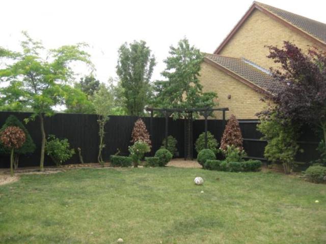  Image of 4 Bedroom Detached to rent at Great Denham Bedford Bedford, MK40 4GB
