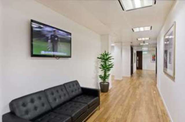  Image of Detached to rent at Bank EC2V London, EC2V 7BB