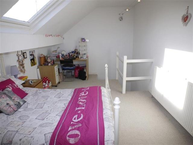  Image of 2 Bedroom End of Terrace for sale at Bramley  Kirkstall, LS13 3NR