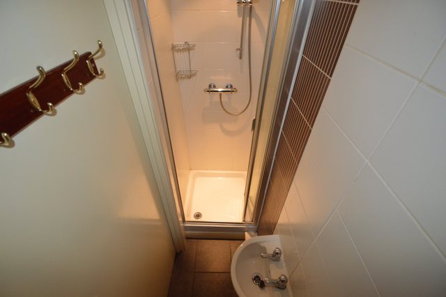  Image of 5 Bedroom Detached to rent at Heath Cardiff Birchgrove, CF14 3JZ