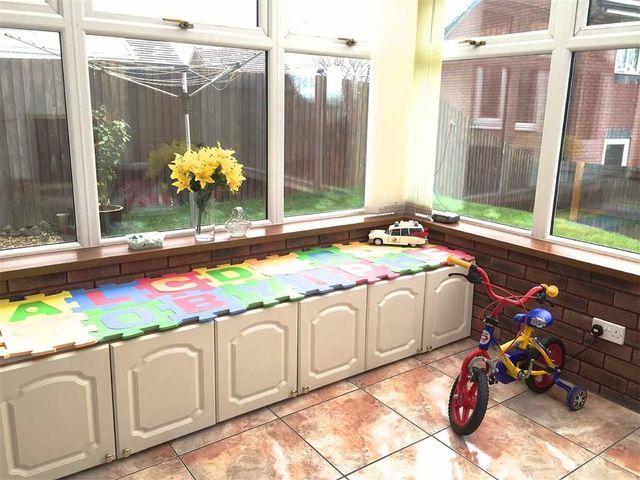  Image of 3 Bedroom Property for sale at Heol Ysgyfarnog Birchgrove Birchgrove, SA7 9NH