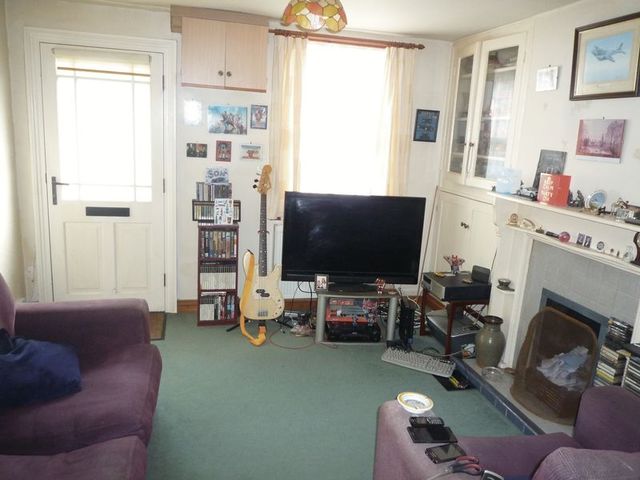  Image of 2 Bedroom Terraced for sale at High Street Denford Denford, NN14 4EQ